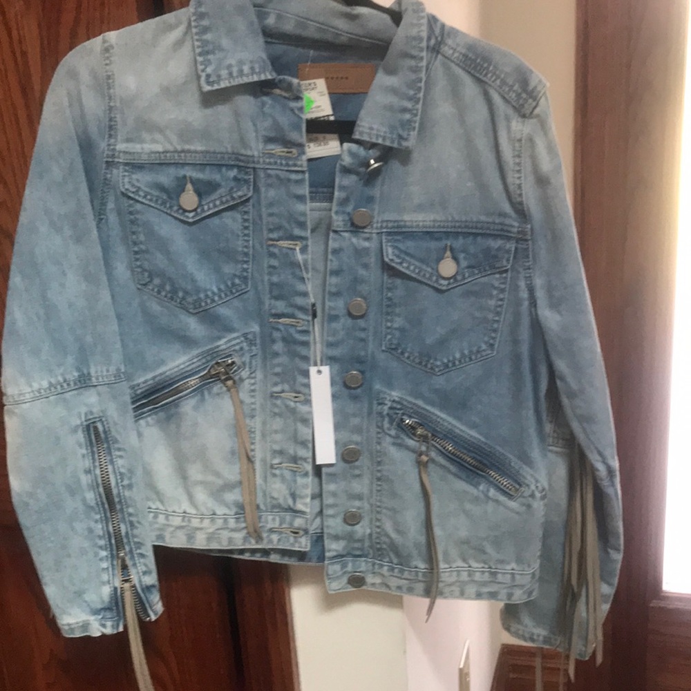 Brand new women Blank NYC denim jacket size small